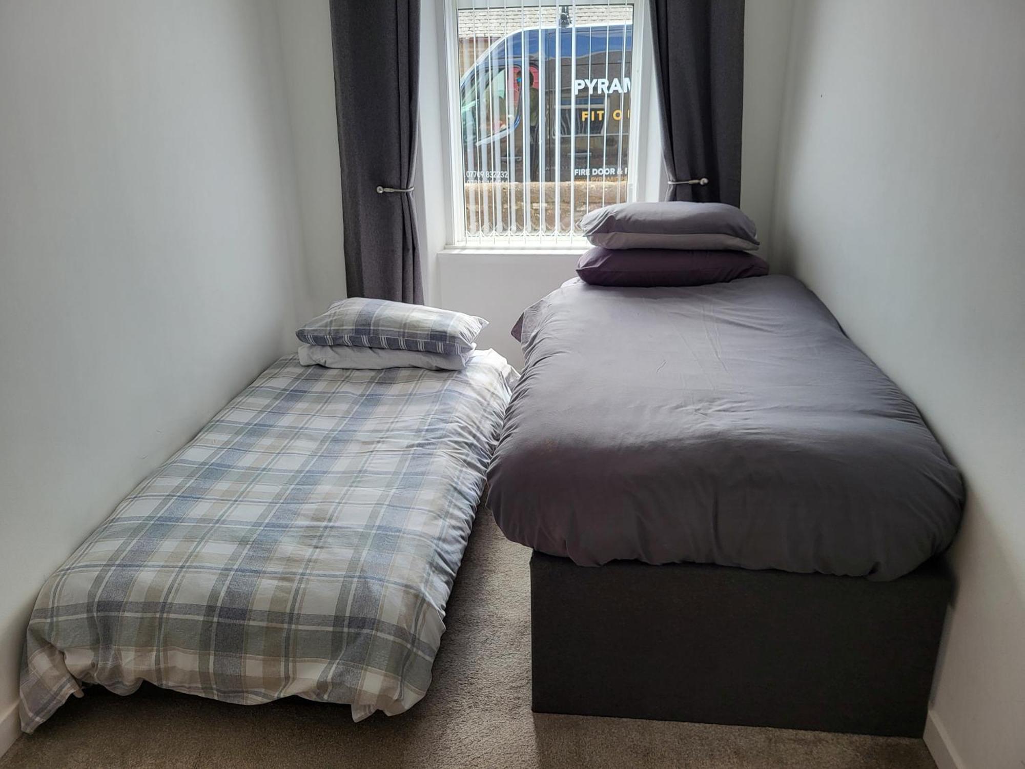 Central 2-Bedroom Bunglow With Double Sofa Bed كارنوستي المظهر الخارجي الصورة